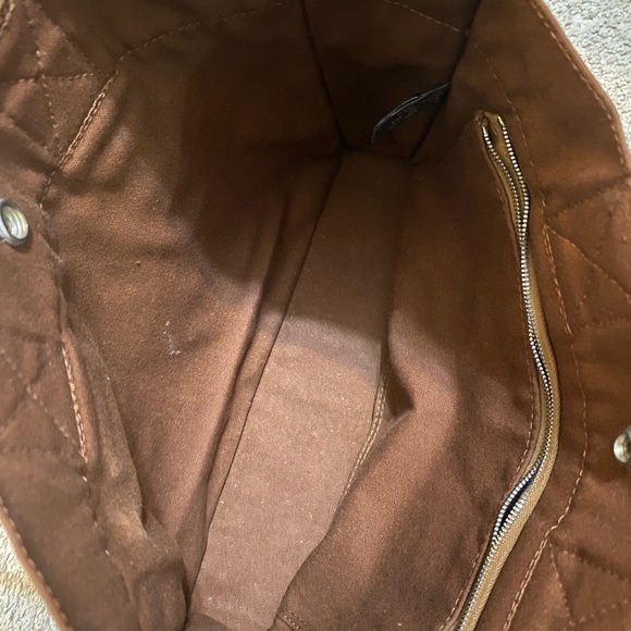 Hermes Small Tote Bag💙 Brown and Navy. One spot on the bag. See all photos - Picture 3 of 9